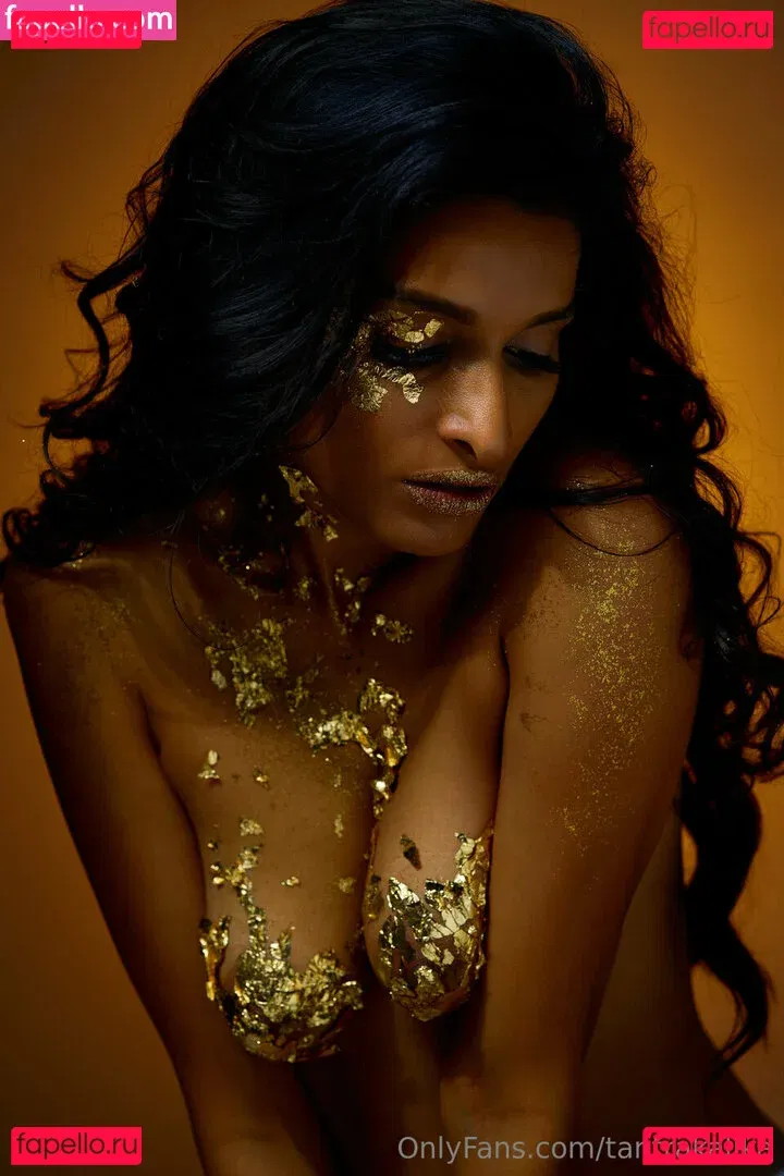 Jikki Nair Onlyfans Photo Gallery 