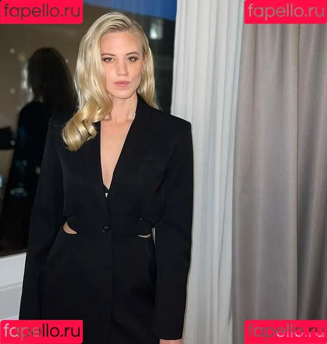 Larissa Marolt Onlyfans Photo Gallery 