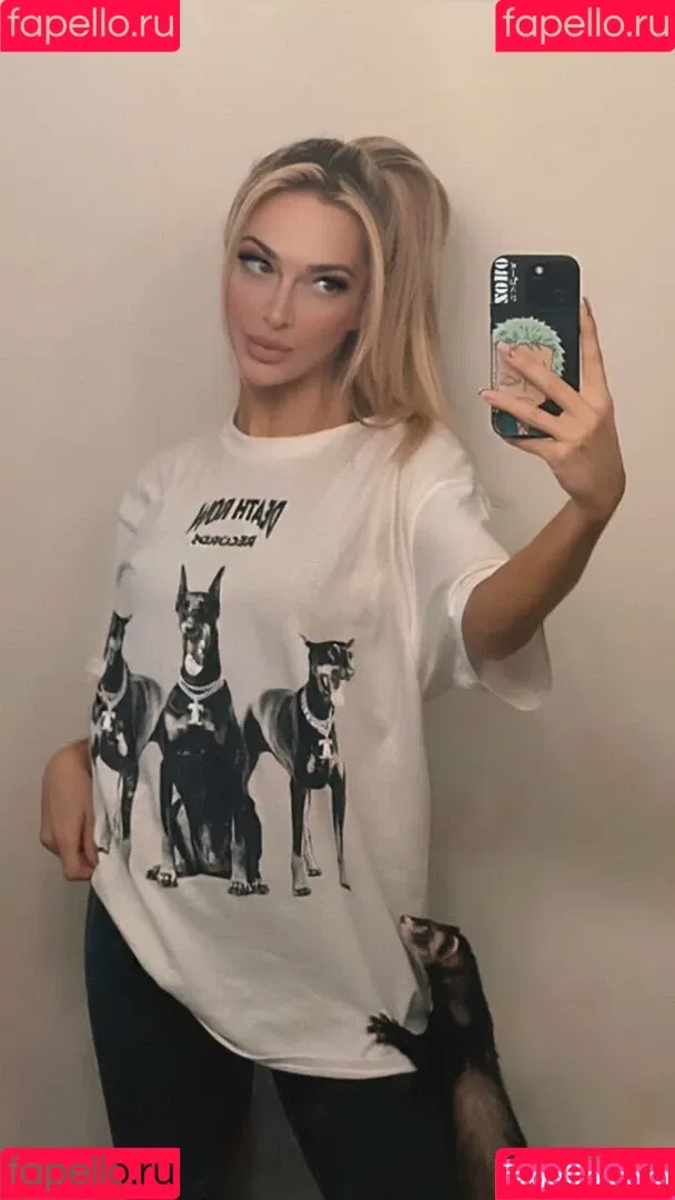 Karmen Petrovic Onlyfans Photo Gallery 