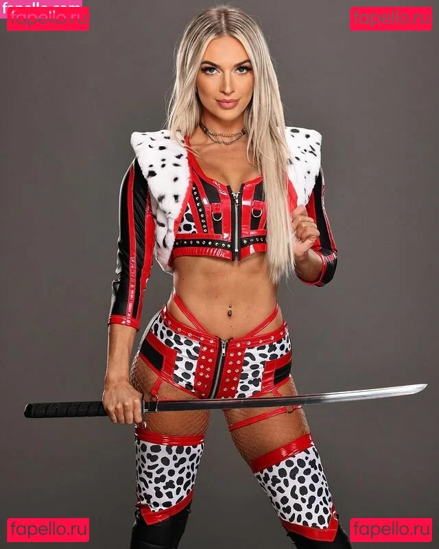 Karmen Petrovic Onlyfans Photo Gallery 