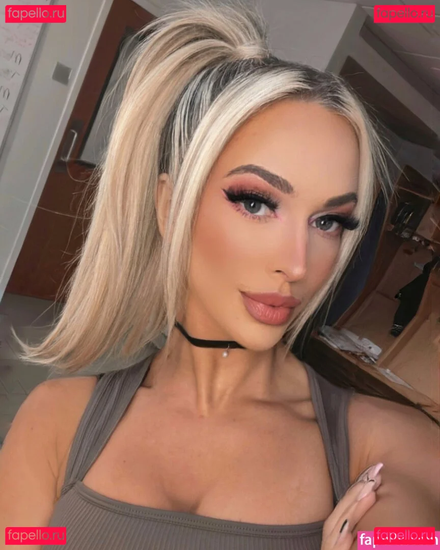 Karmen Petrovic Onlyfans Photo Gallery 