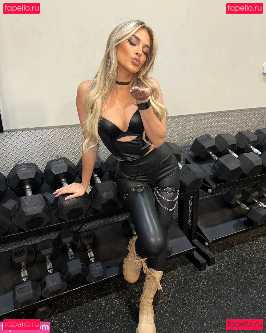 Karmen Petrovic Onlyfans Photo Gallery 