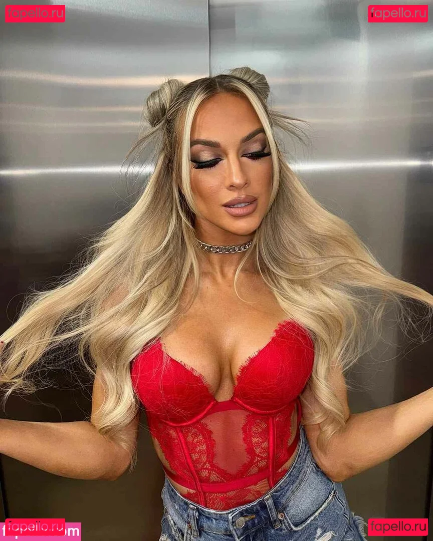 Karmen Petrovic Onlyfans Photo Gallery 