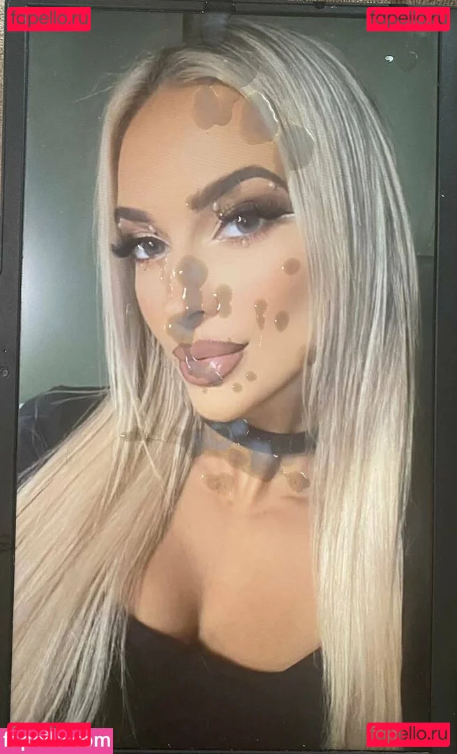 Karmen Petrovic Onlyfans Photo Gallery 