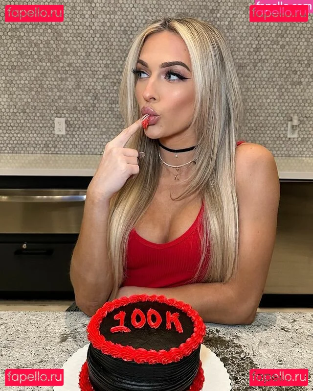 Karmen Petrovic Onlyfans Photo Gallery 