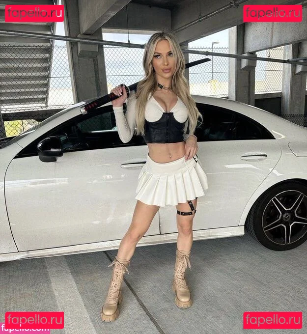 Karmen Petrovic Onlyfans Photo Gallery 