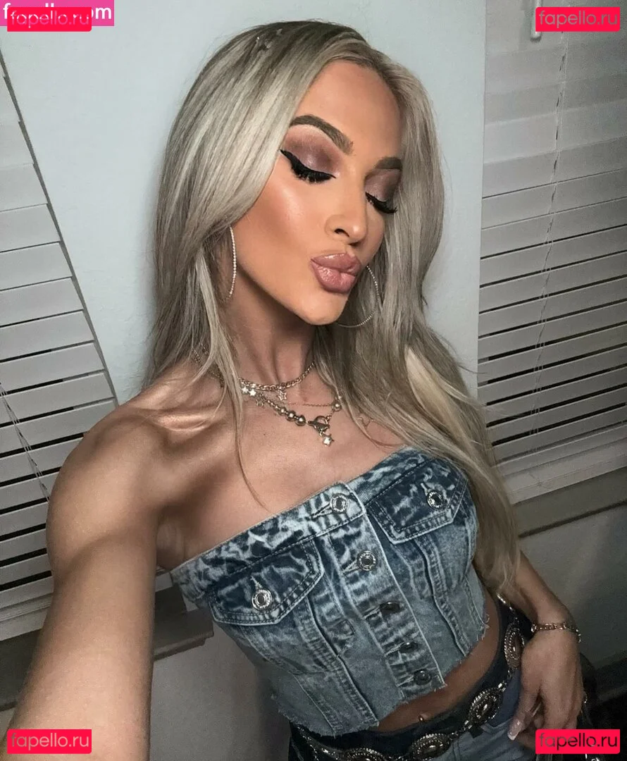 Karmen Petrovic Onlyfans Photo Gallery 