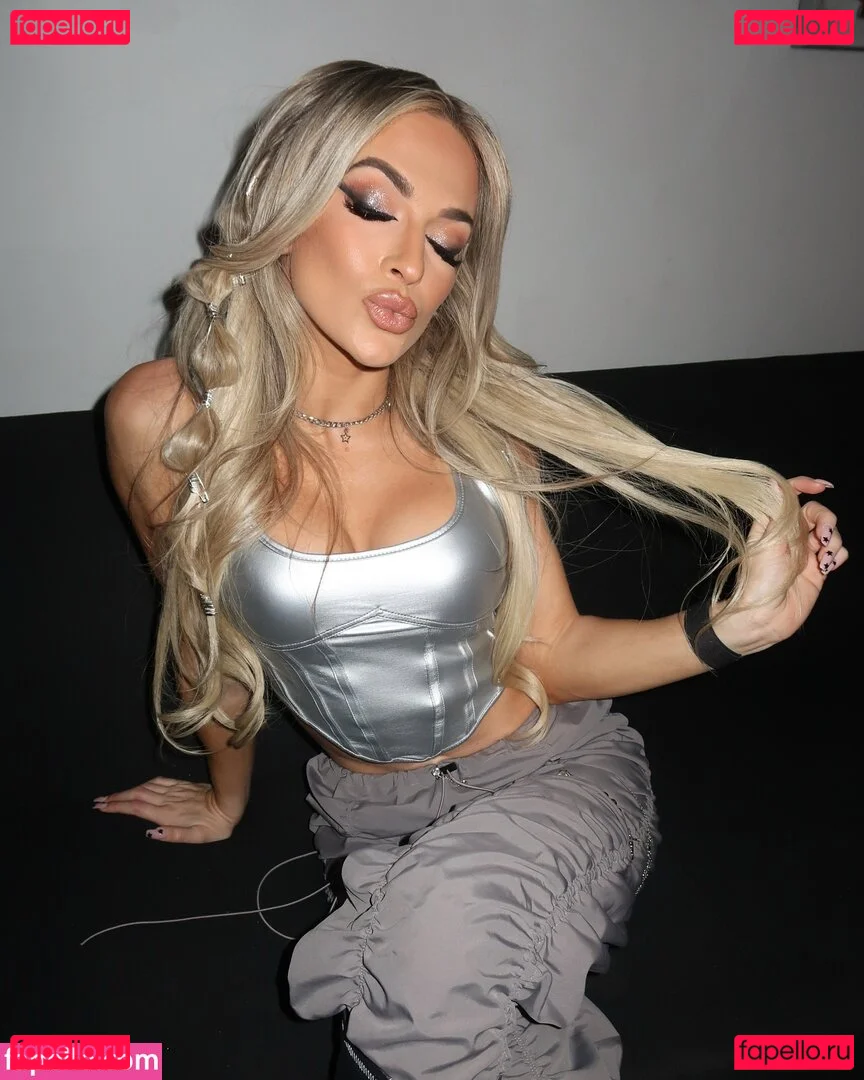 Karmen Petrovic Onlyfans Photo Gallery 