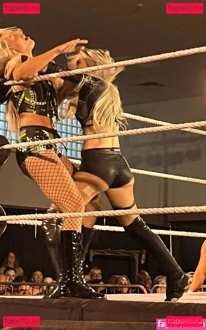 Karmen Petrovic Onlyfans Photo Gallery 