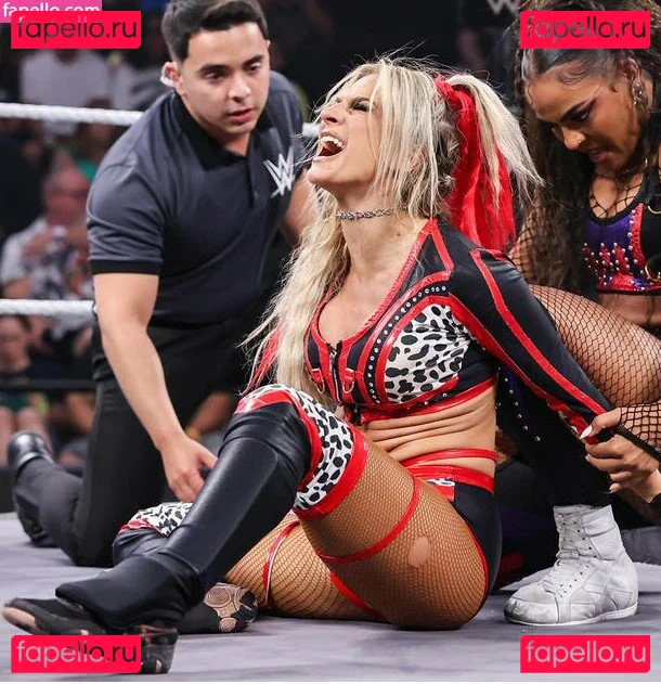 Karmen Petrovic Onlyfans Photo Gallery 