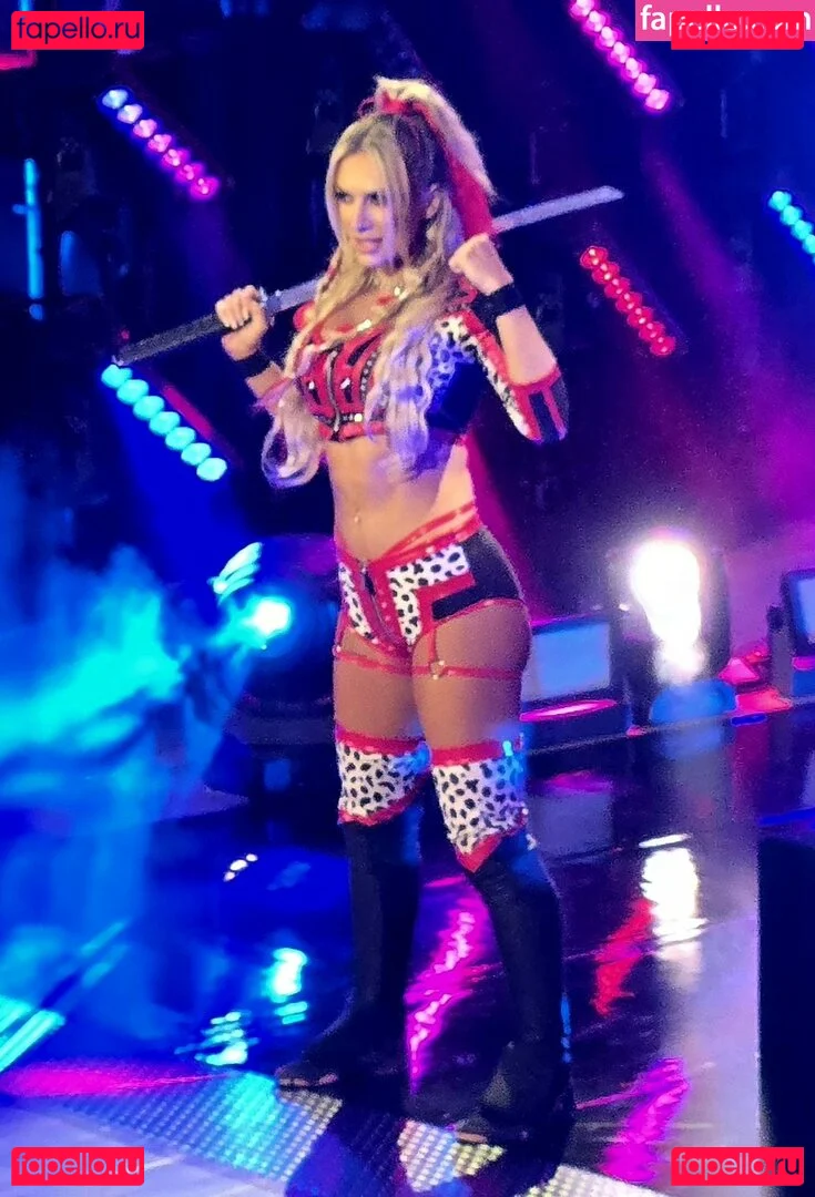 Karmen Petrovic Onlyfans Photo Gallery 