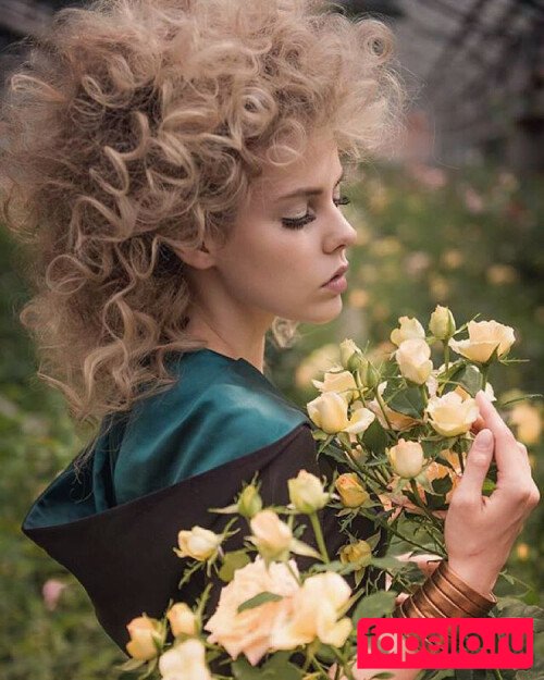 Alina Rin Onlyfans Photo Gallery 