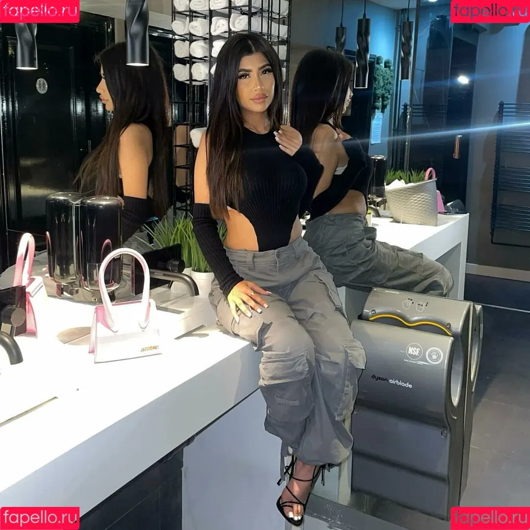 ninanagy Onlyfans Photo Gallery 