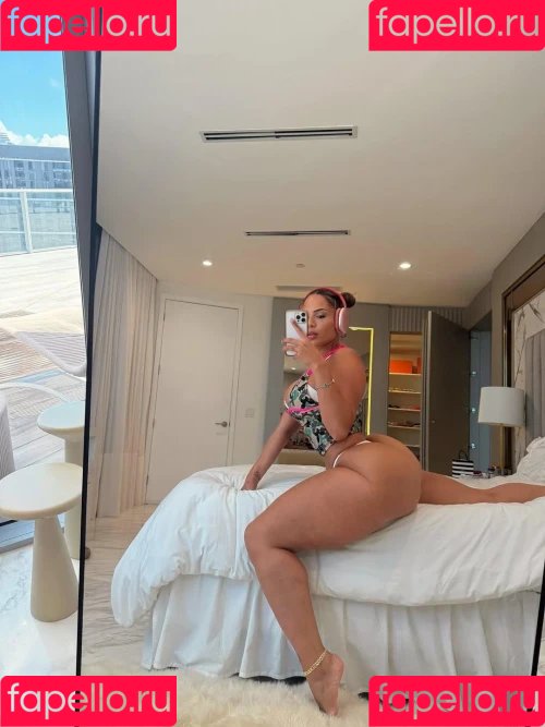 Amirah Dyme Onlyfans Photo Gallery 