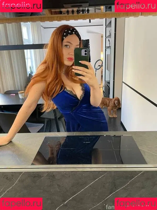 Ani Ray Onlyfans Photo Gallery 