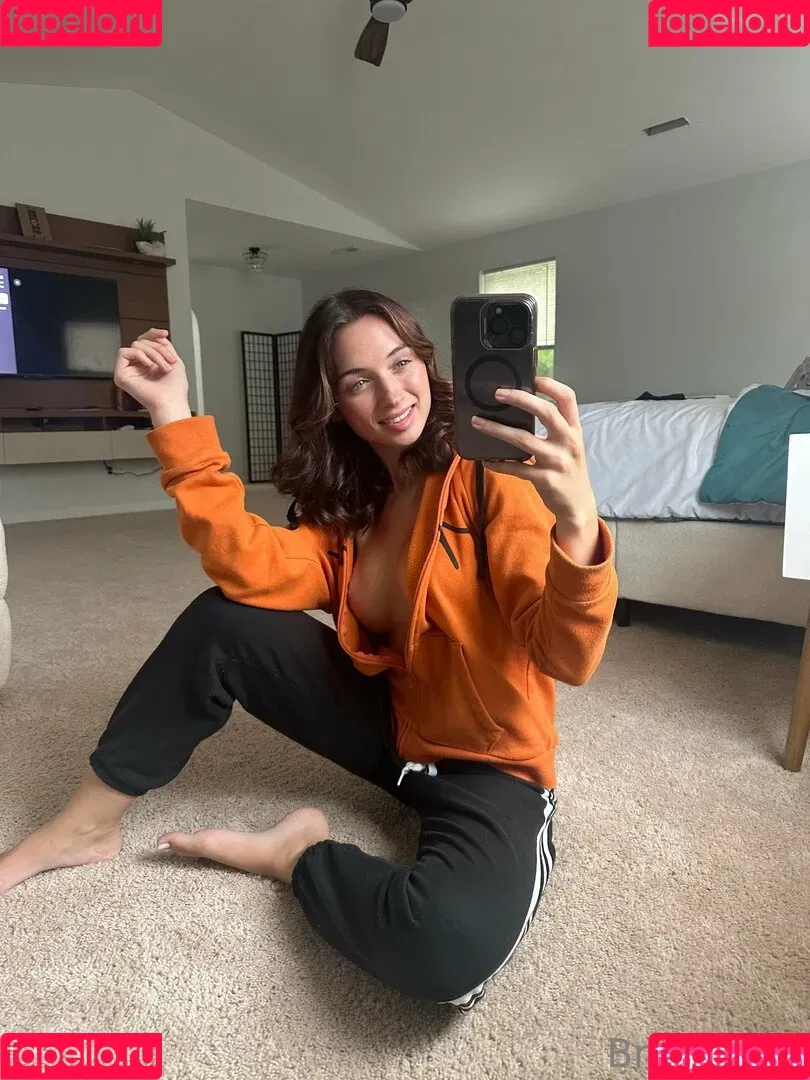 Brooke Tilli Onlyfans Photo Gallery 