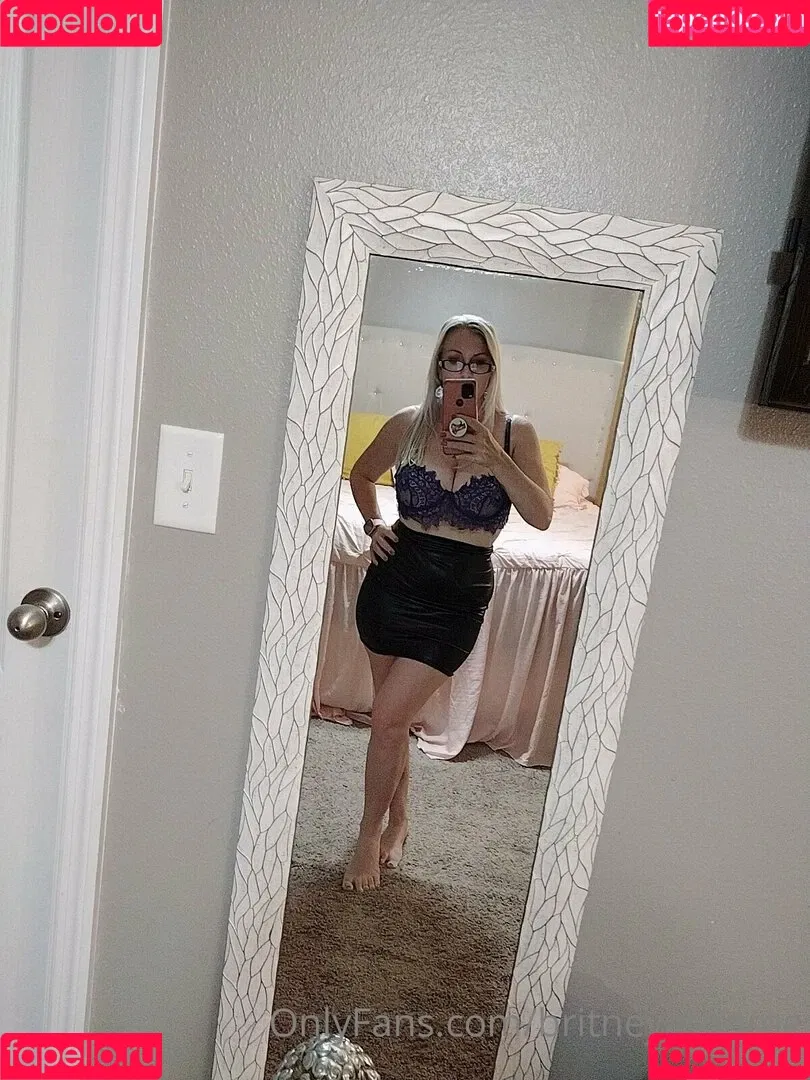 britneyathome Onlyfans Photo Gallery 