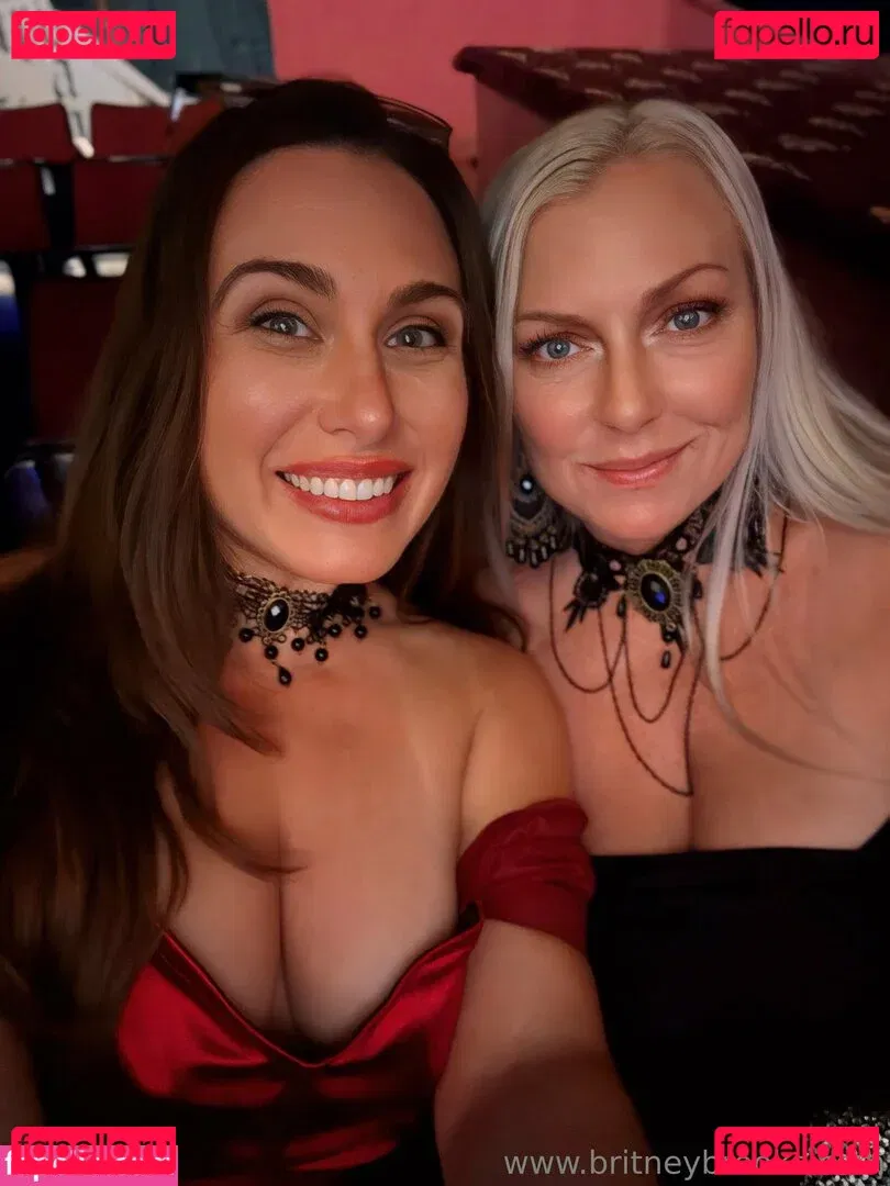 britneyathome Onlyfans Photo Gallery 