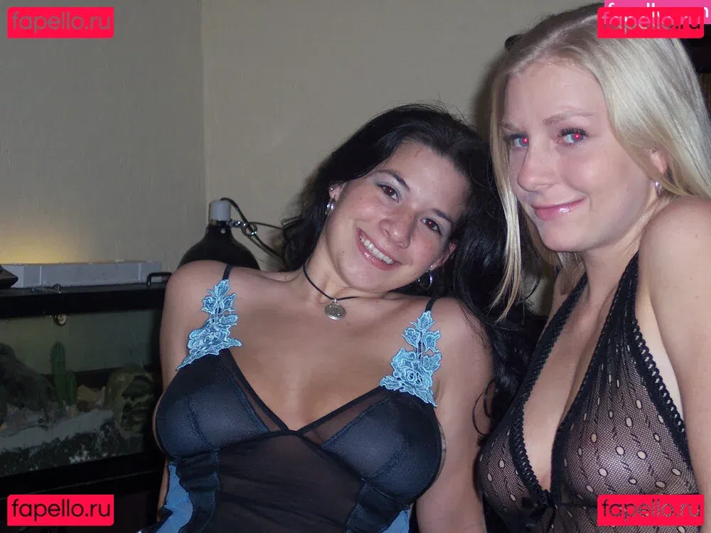 britneyathome Onlyfans Photo Gallery 