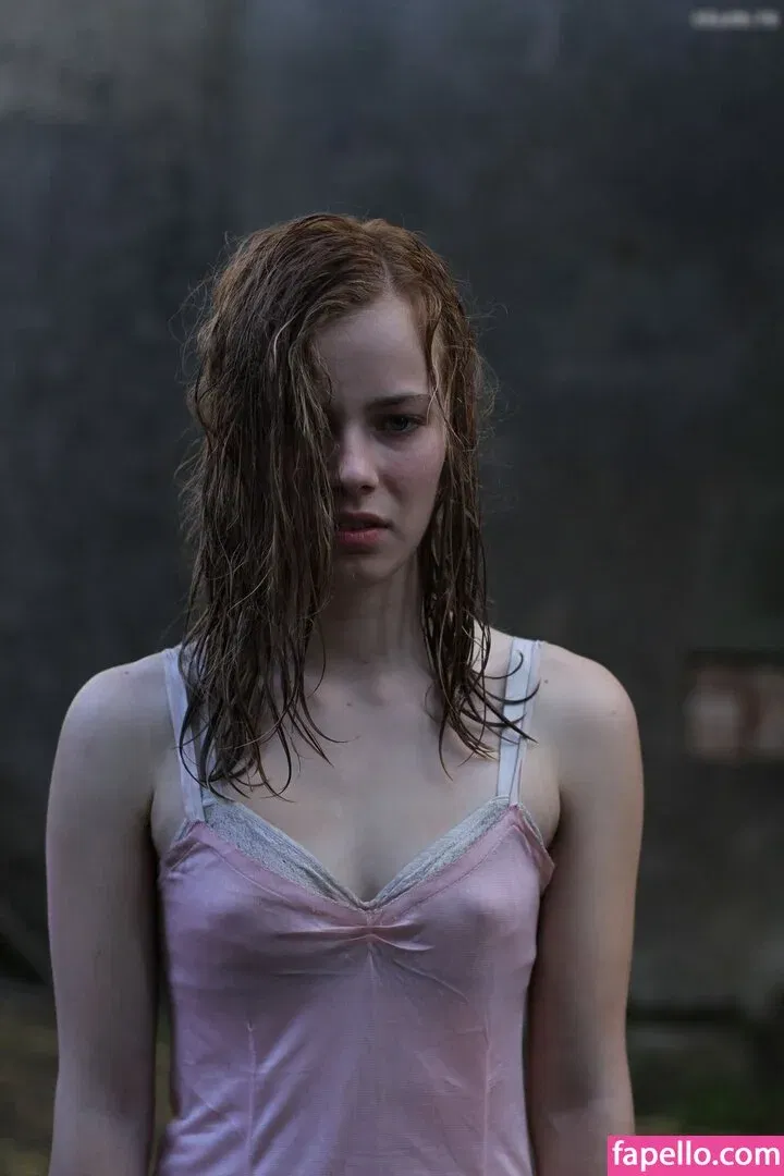 Saskia Rosendahl Onlyfans Photo Gallery 