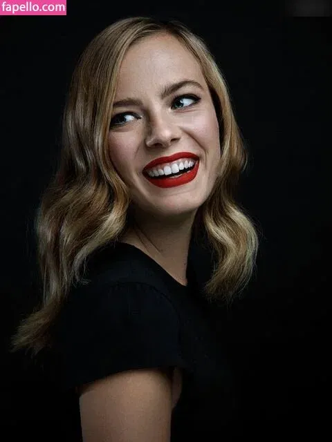 Saskia Rosendahl Onlyfans Photo Gallery 