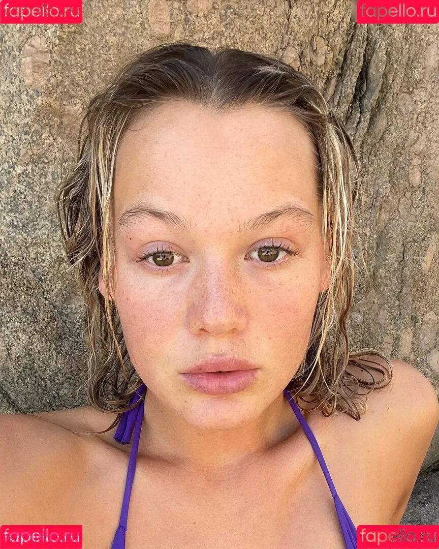 Karlotta Emilie Henke Onlyfans Photo Gallery 