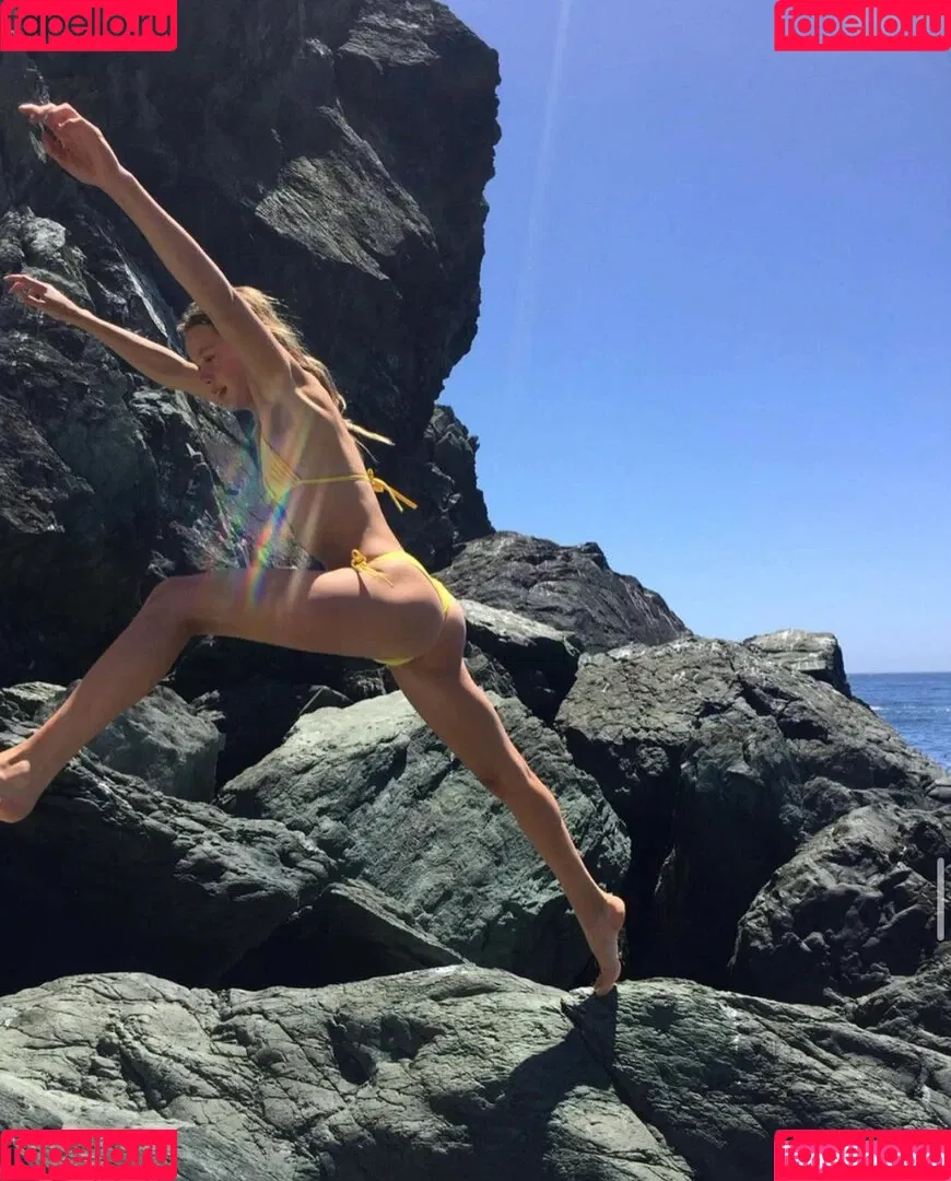 Karlotta Emilie Henke Onlyfans Photo Gallery 