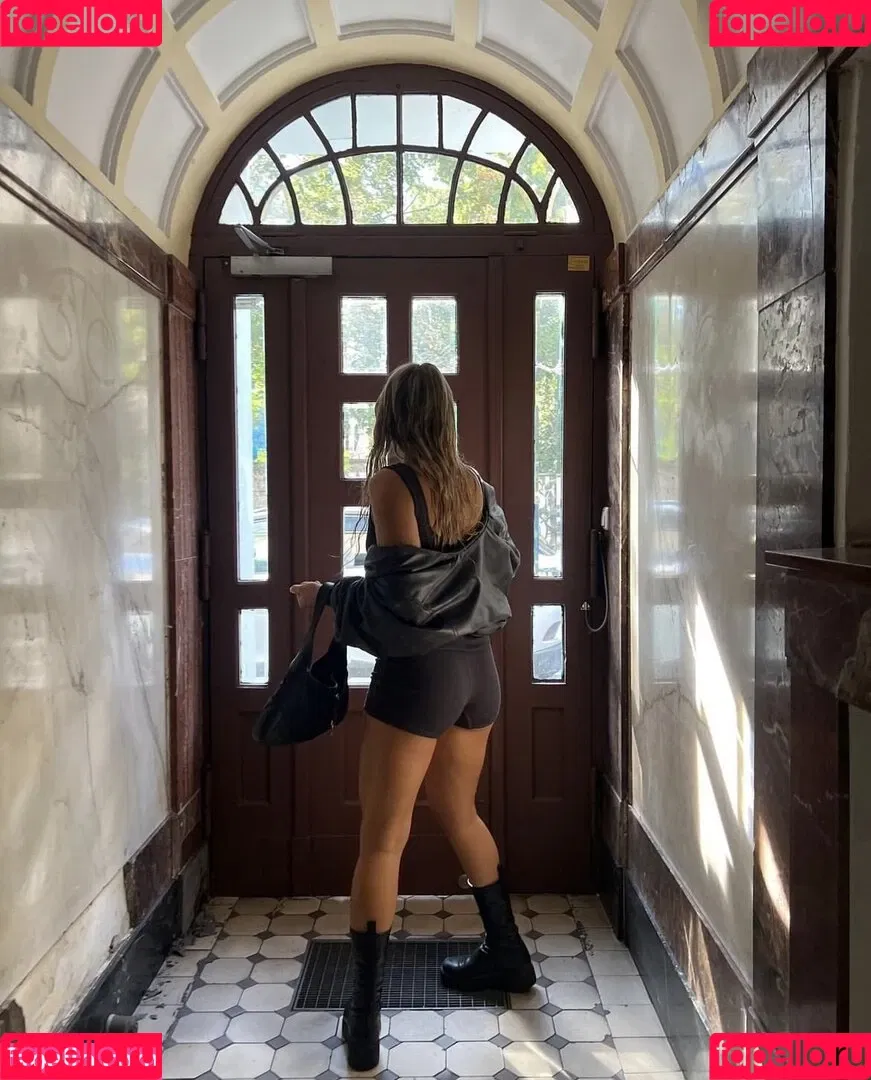 Karlotta Emilie Henke Onlyfans Photo Gallery 