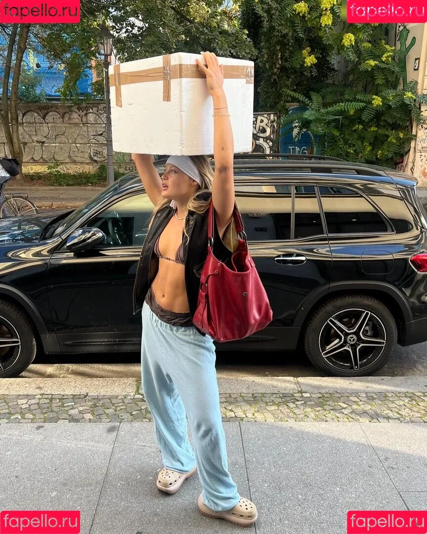 Karlotta Emilie Henke Onlyfans Photo Gallery 