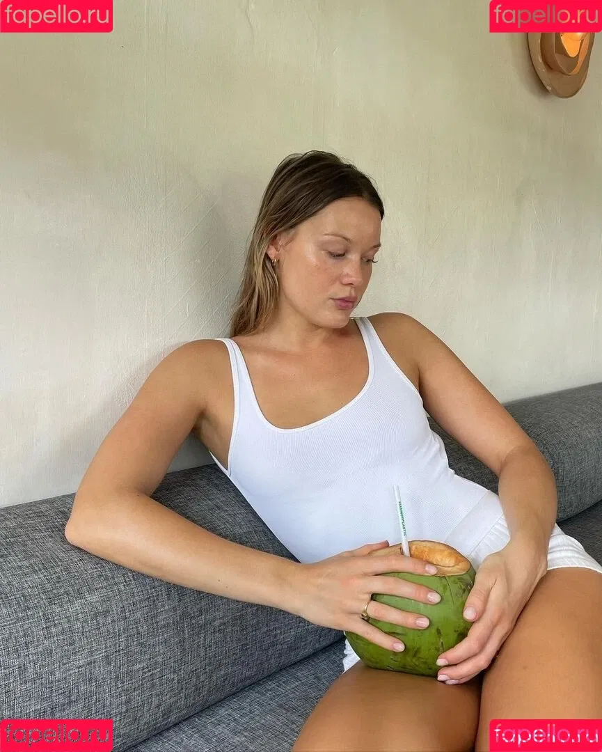 Karlotta Emilie Henke Onlyfans Photo Gallery 