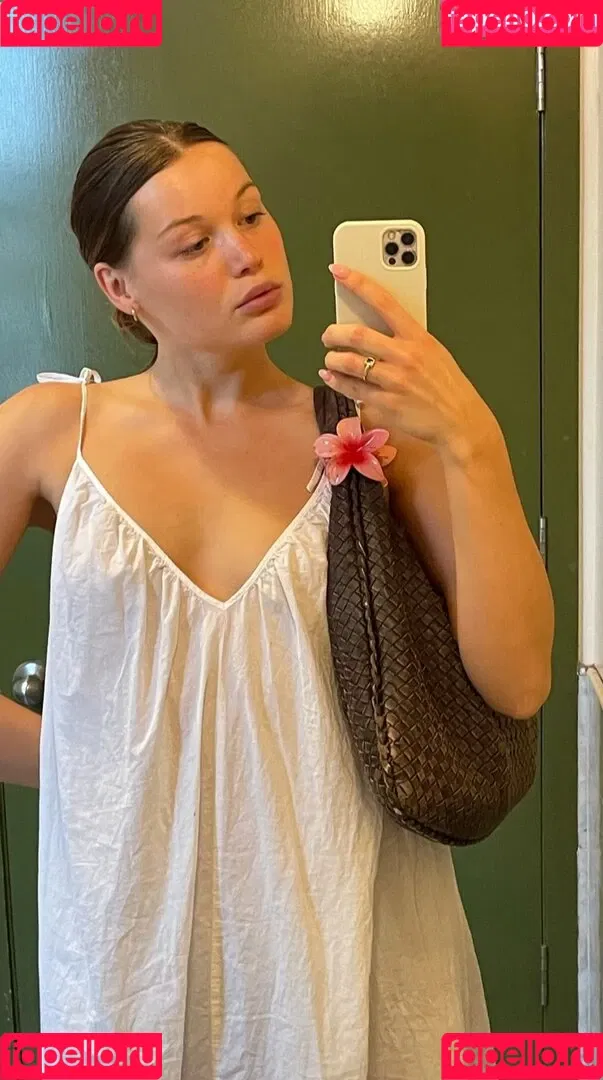 Karlotta Emilie Henke Onlyfans Photo Gallery 