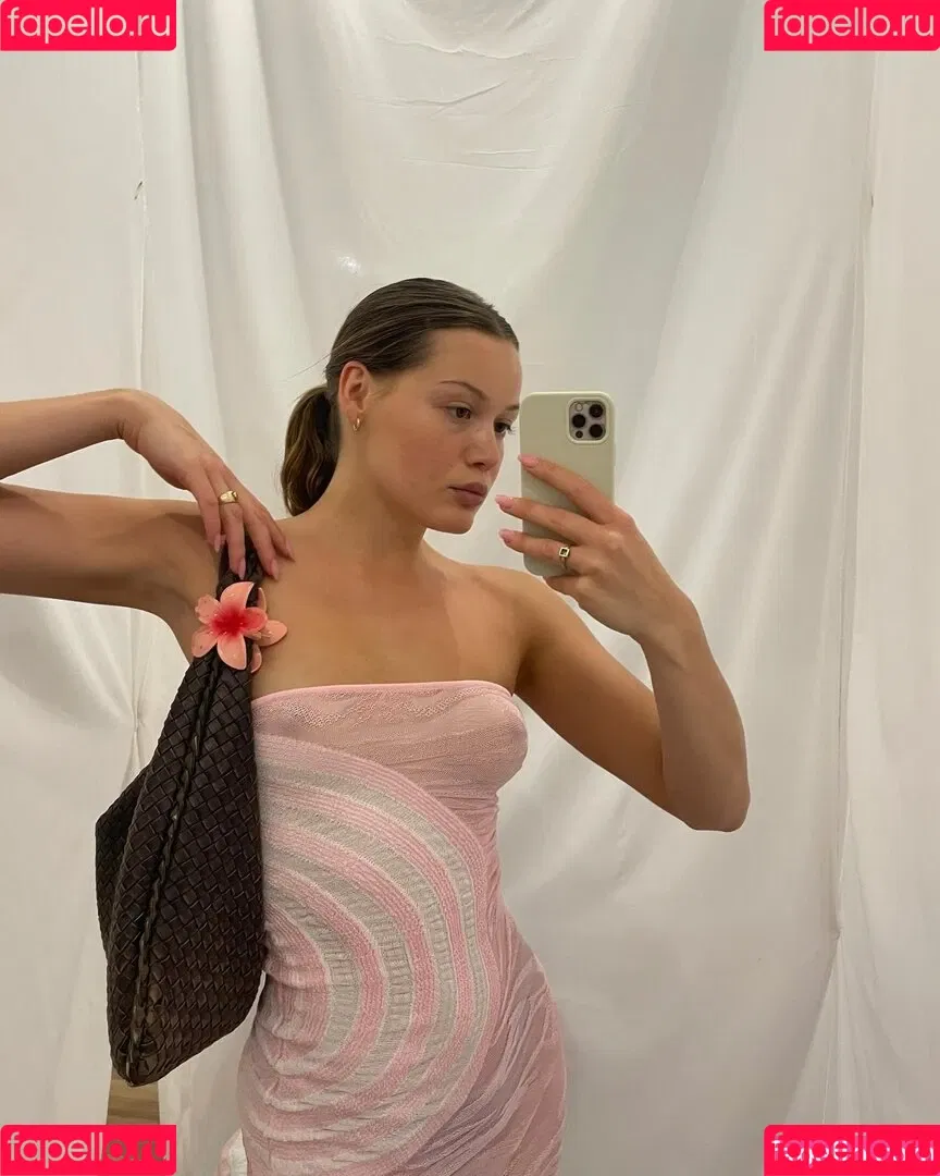 Karlotta Emilie Henke Onlyfans Photo Gallery 