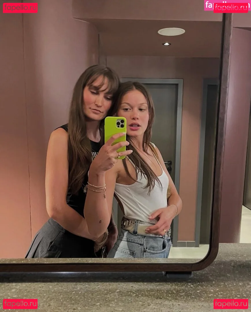 Karlotta Emilie Henke Onlyfans Photo Gallery 