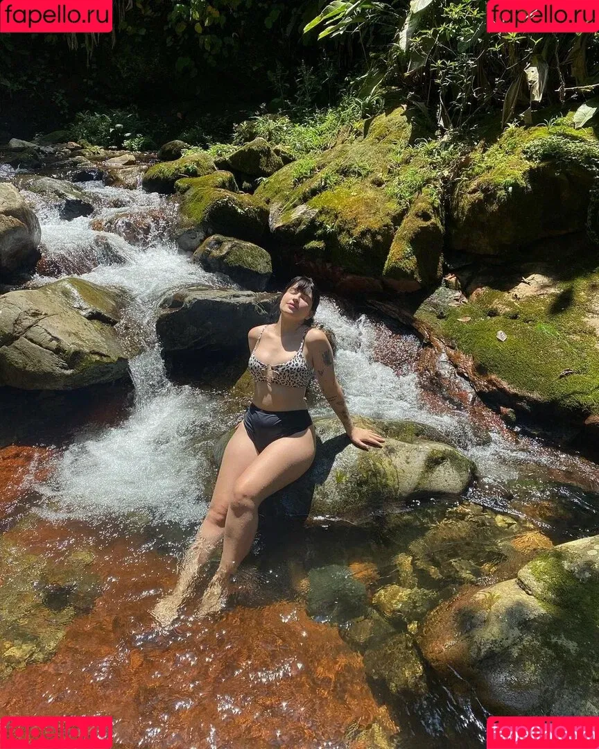 Bella Sant ASMR Onlyfans Photo Gallery 
