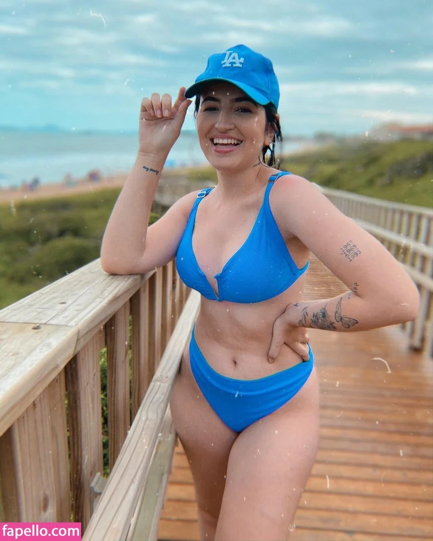 Bella Sant ASMR Onlyfans Photo Gallery 