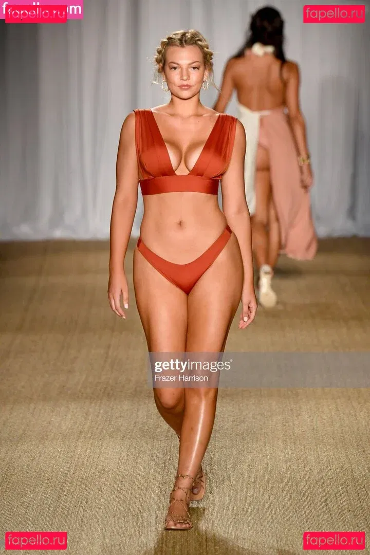 Lauren Jensen Onlyfans Photo Gallery 