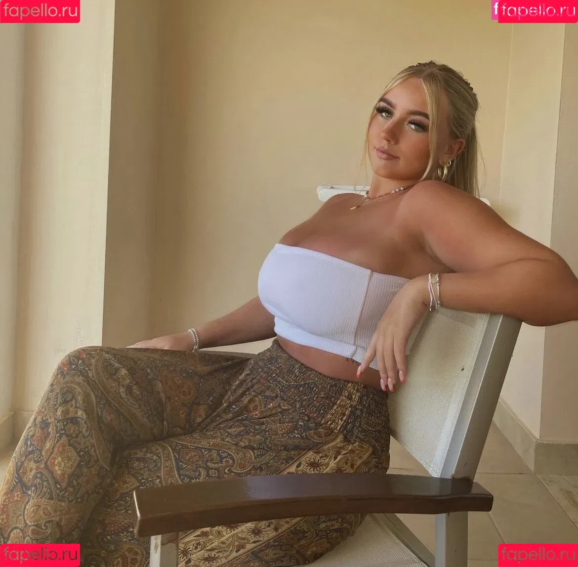 Gracie Mae Onlyfans Photo Gallery 