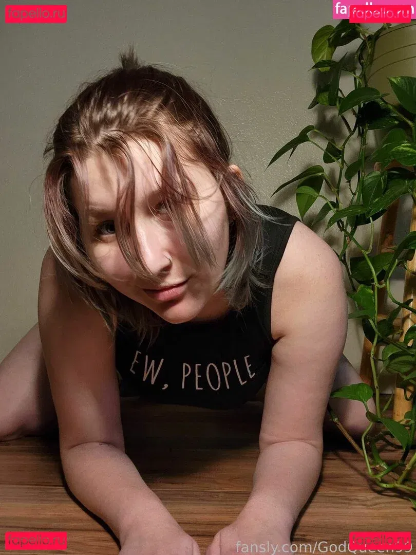 GodQueen99 Onlyfans Photo Gallery 