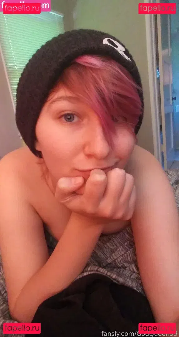 GodQueen99 Onlyfans Photo Gallery 