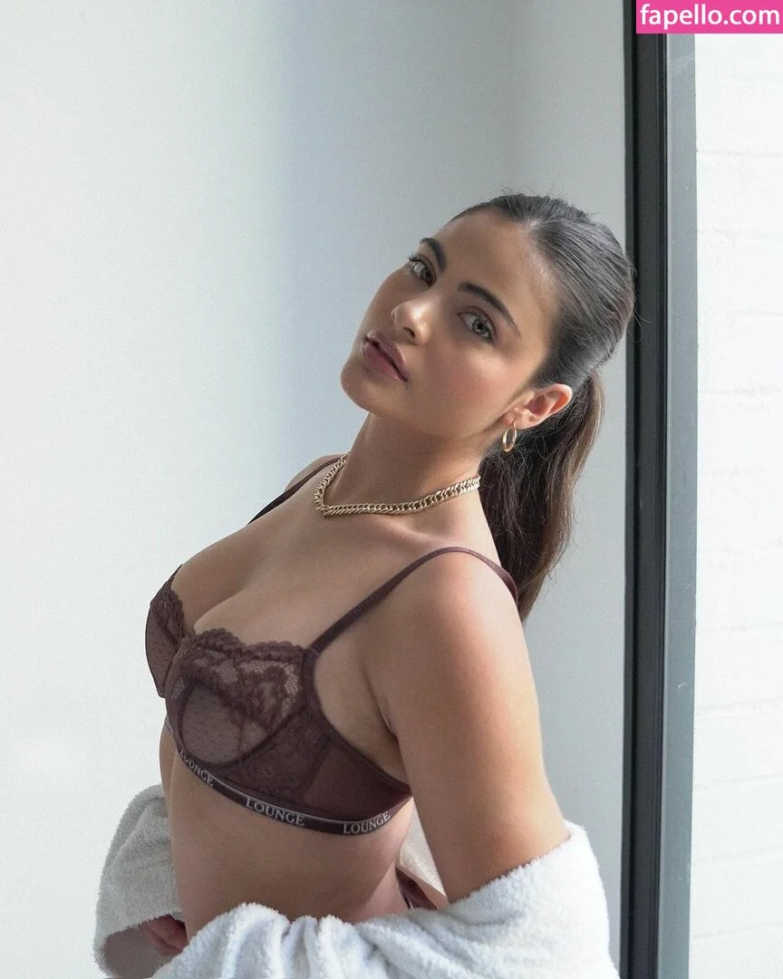 Sara Orrego Onlyfans Photo Gallery 