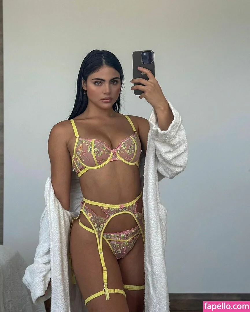 Sara Orrego Onlyfans Photo Gallery 