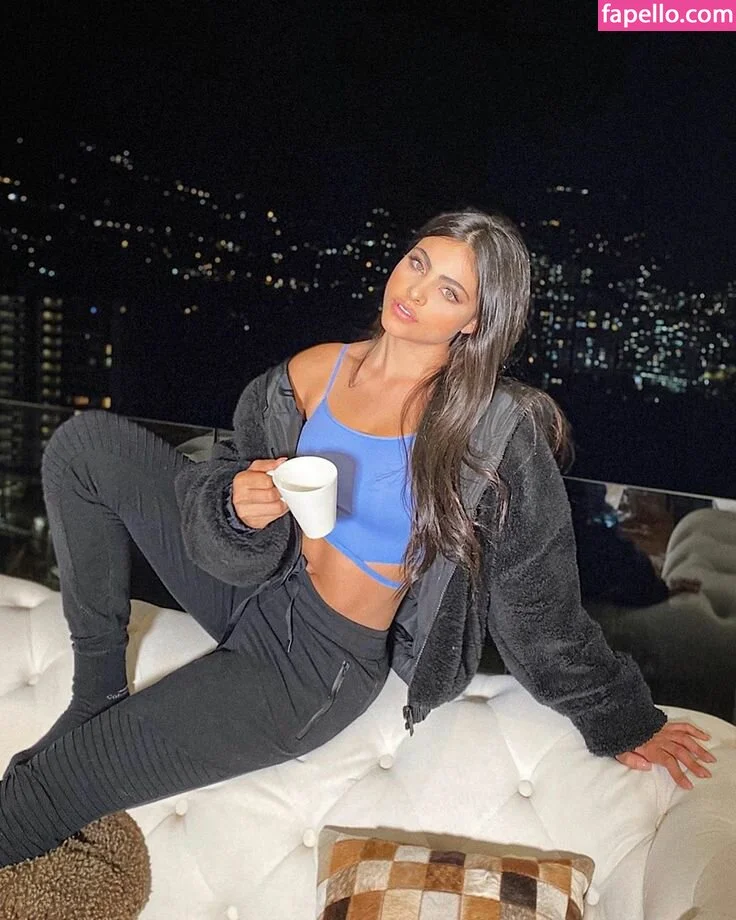 Sara Orrego Onlyfans Photo Gallery 