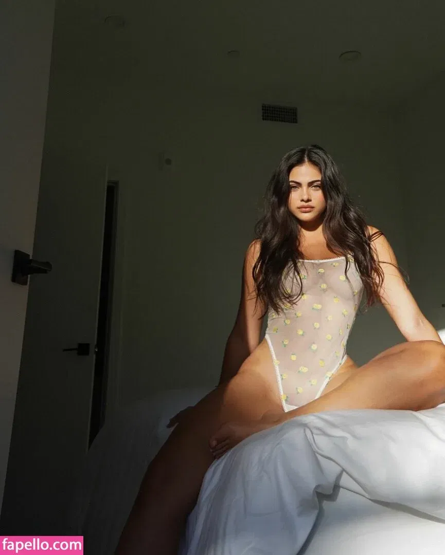 Sara Orrego Onlyfans Photo Gallery 