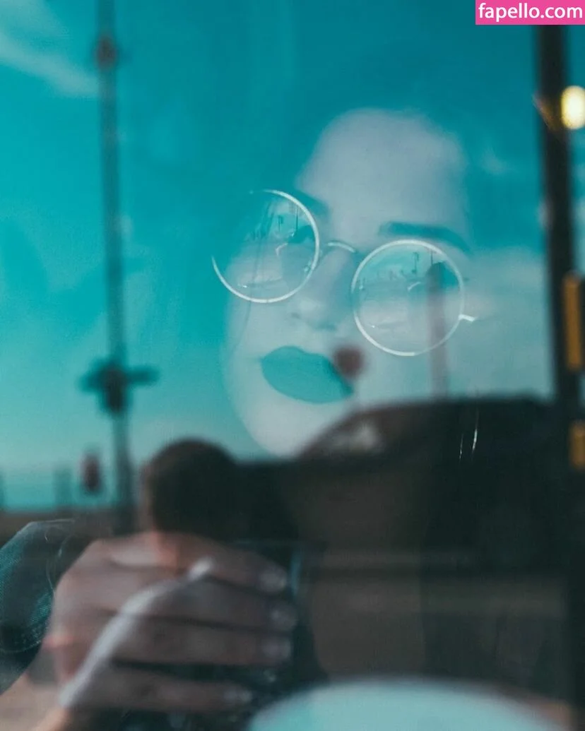 Emalia Genie Safia Onlyfans Photo Gallery 