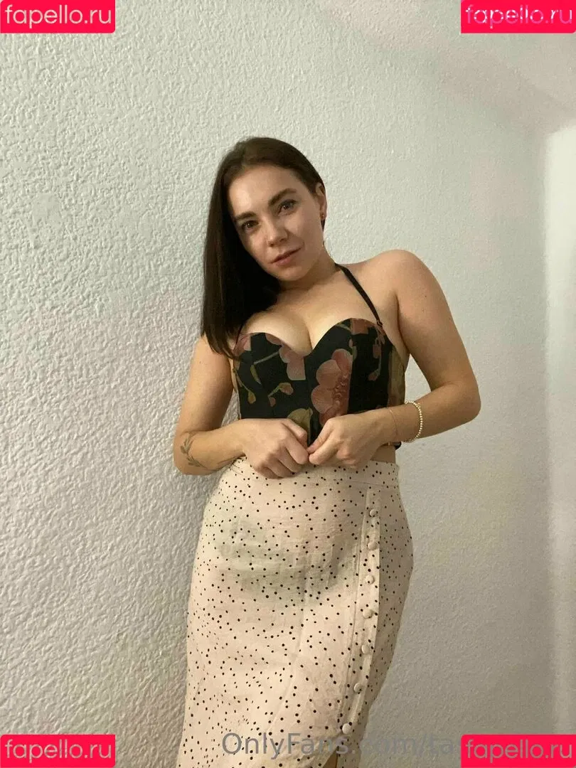 misato_mylf Onlyfans Photo Gallery 
