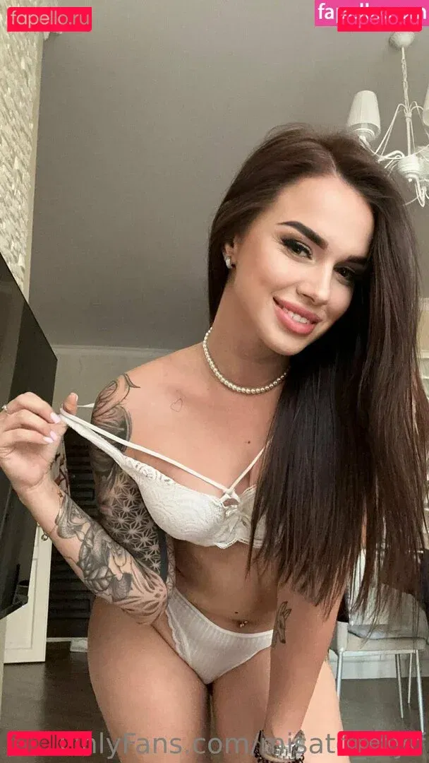 misato_mylf Onlyfans Photo Gallery 