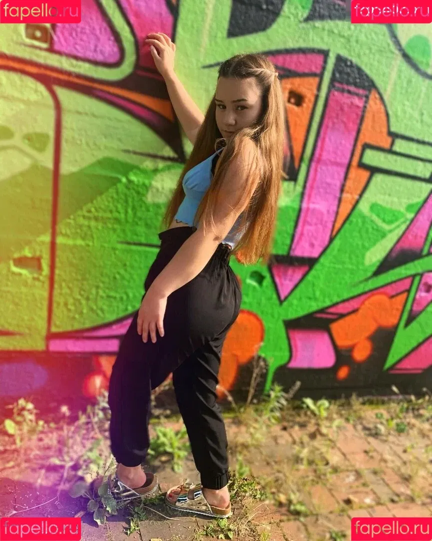 ASMR Marlife Onlyfans Photo Gallery 