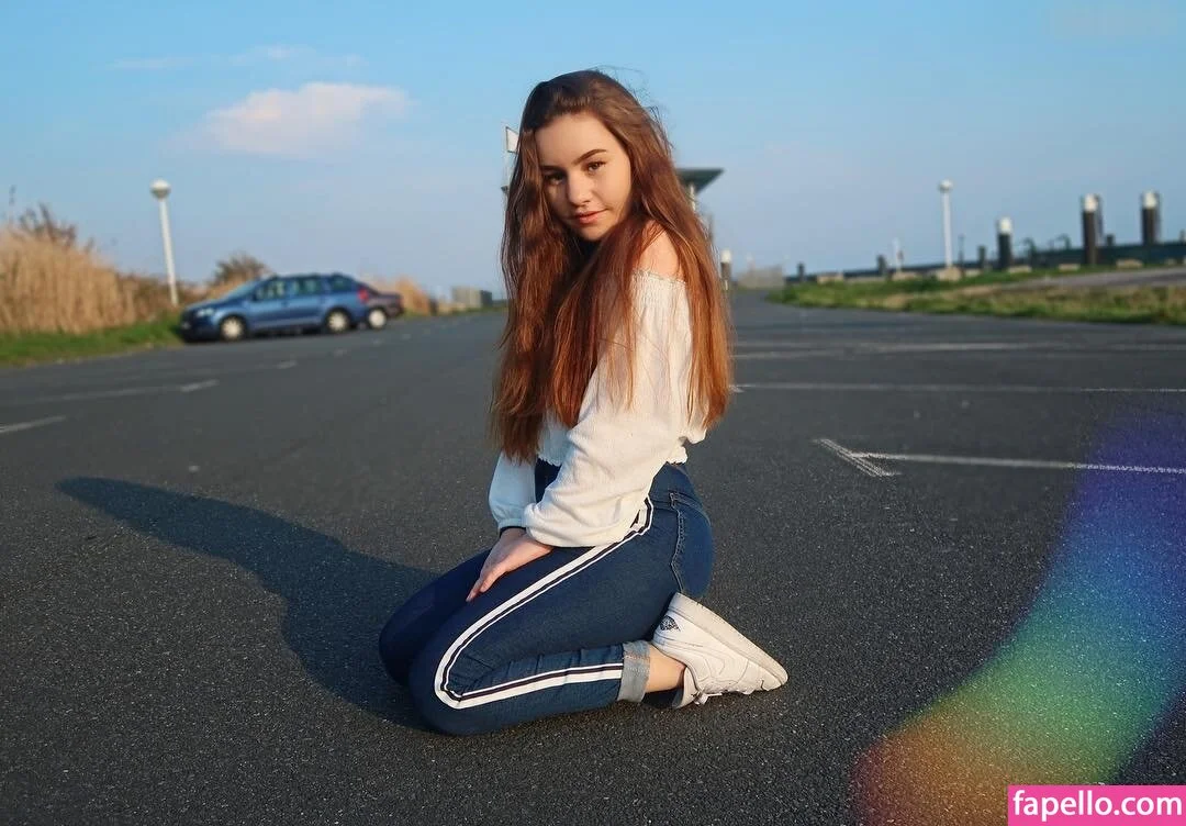 ASMR Marlife Onlyfans Photo Gallery 