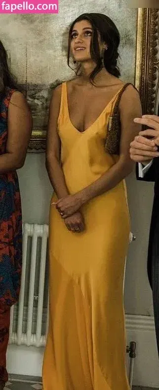 Anya Chalotra Onlyfans Photo Gallery 