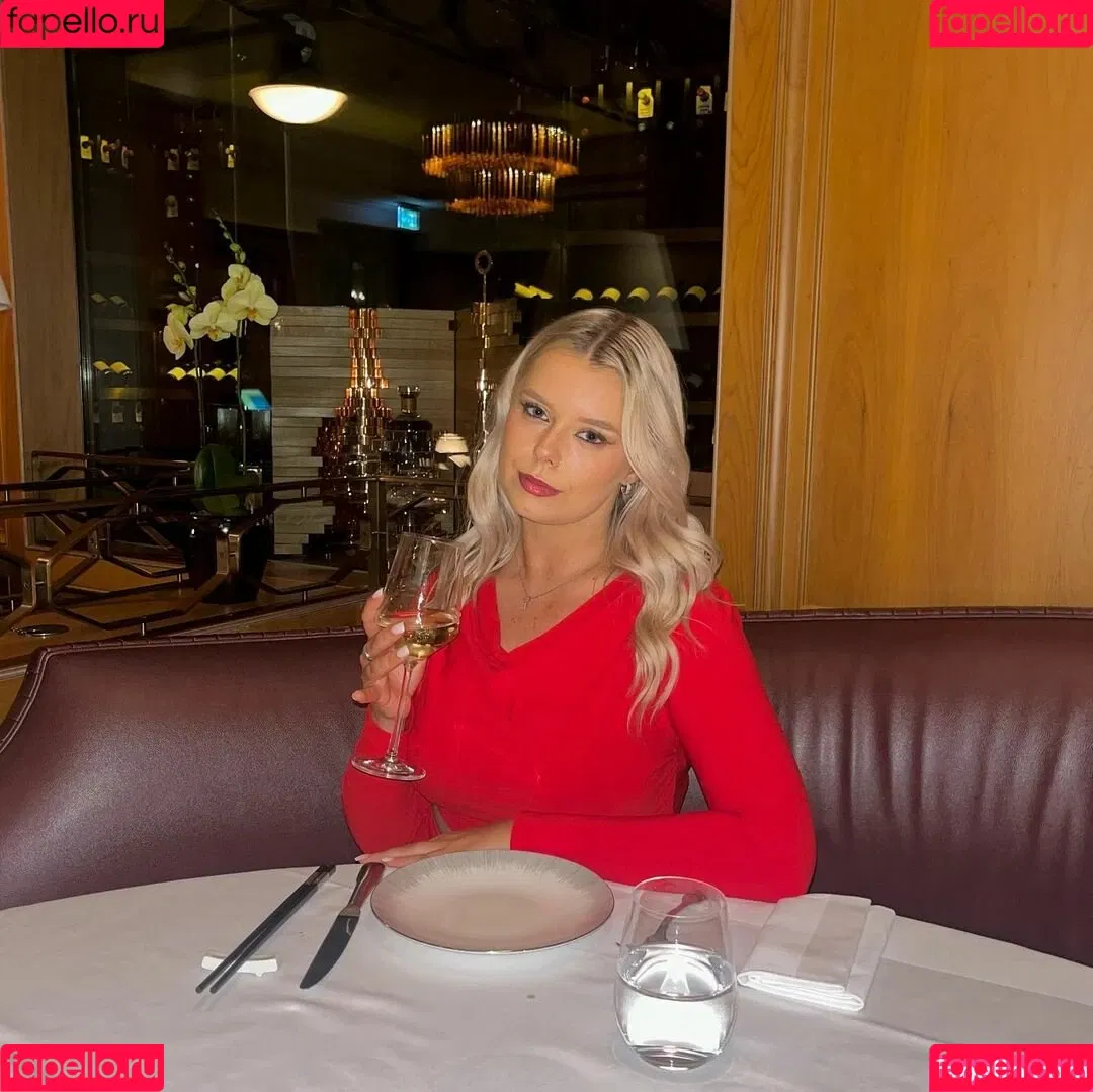 Sarah Anne Hooper Onlyfans Photo Gallery 